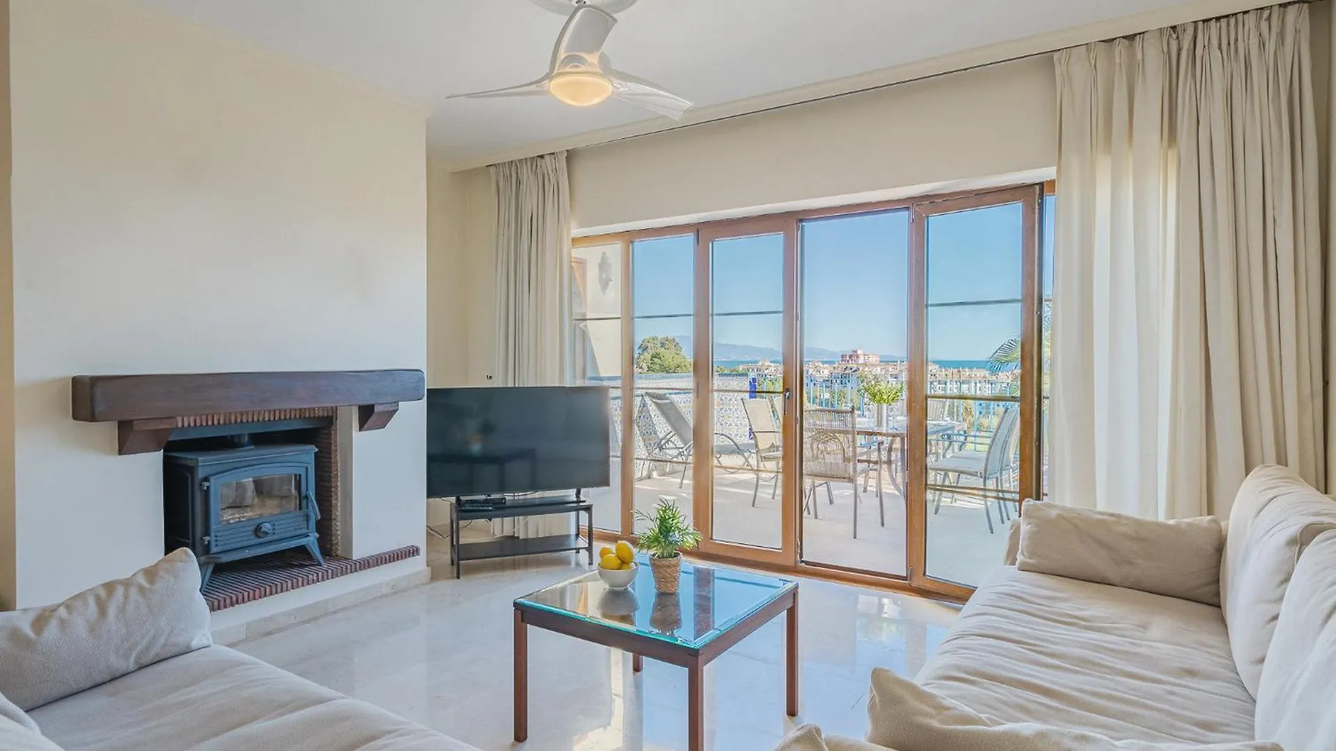 شقة 26 Front Row Penthouse Golf And Sea Views Manilva Duquesa Andalusia