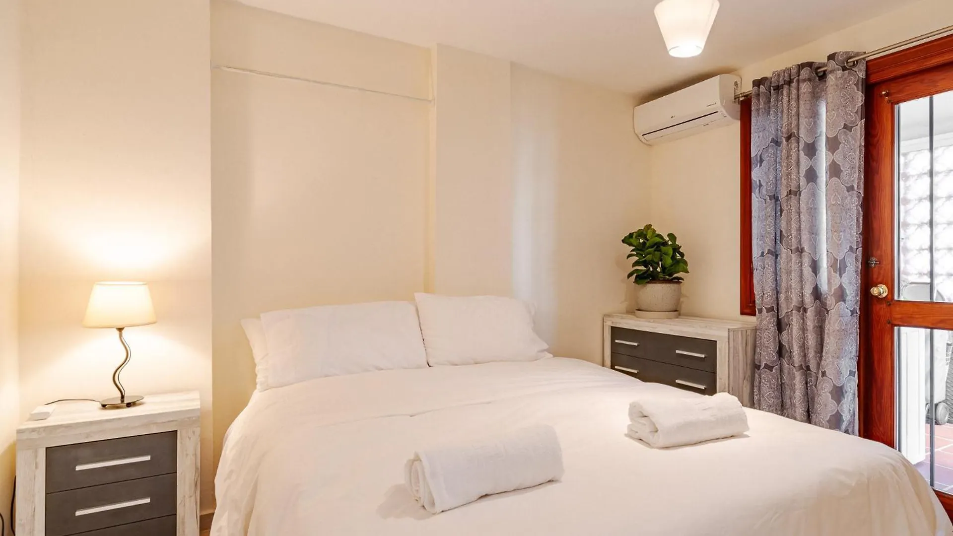 شقة 26 Front Row Penthouse Golf And Sea Views Manilva Duquesa Andalusia