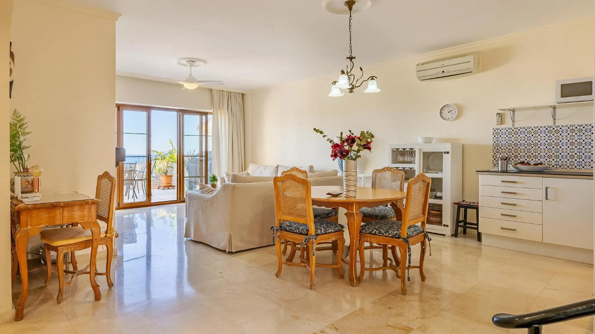 شقة 26 Front Row Penthouse Golf And Sea Views Manilva Duquesa Andalusia إسبانيا