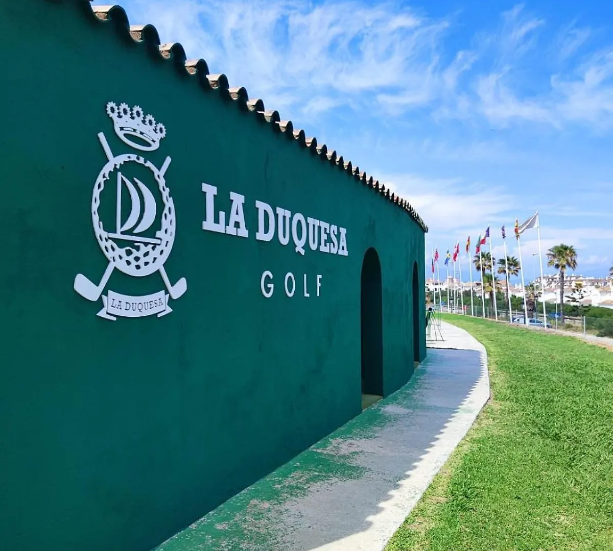 شقة 26 Front Row Penthouse Golf And Sea Views Manilva Duquesa Andalusia إسبانيا