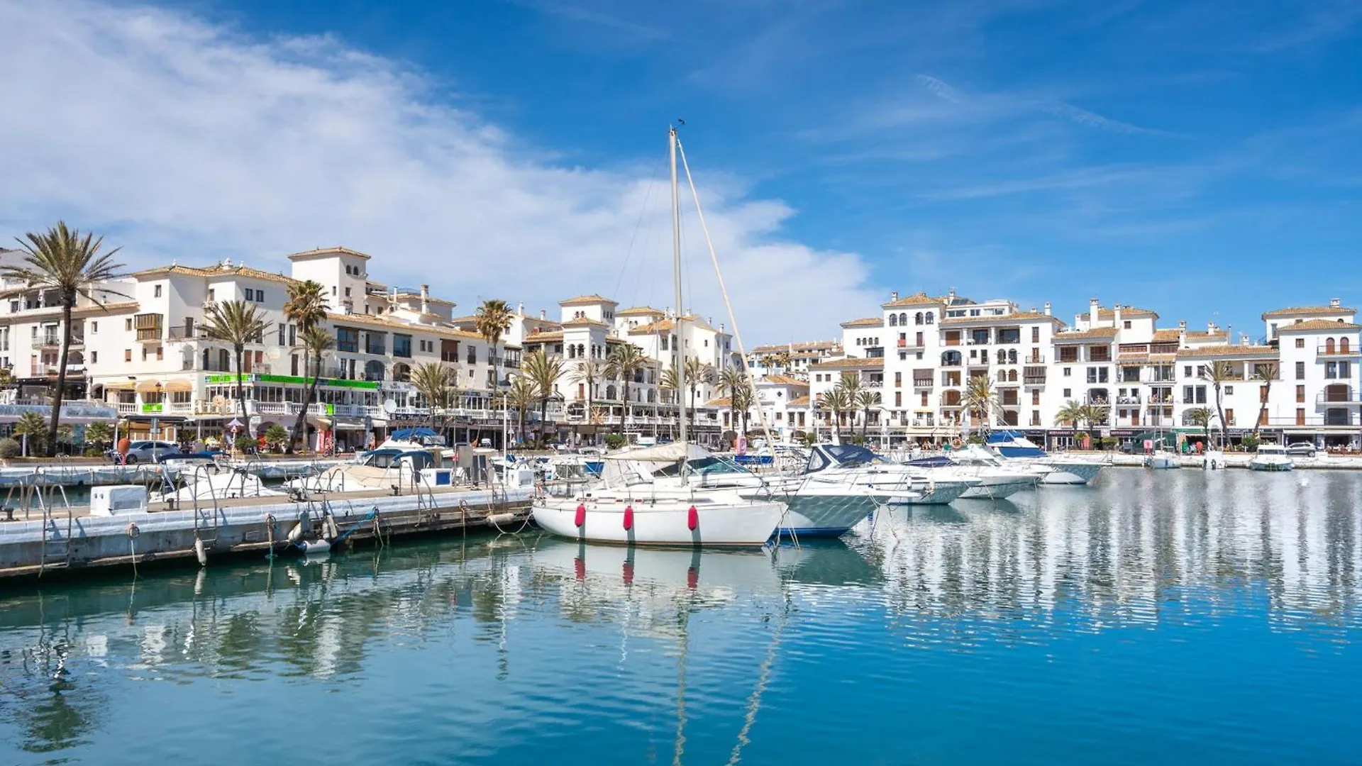 شقة 26 Front Row Penthouse Golf And Sea Views Manilva Duquesa Andalusia