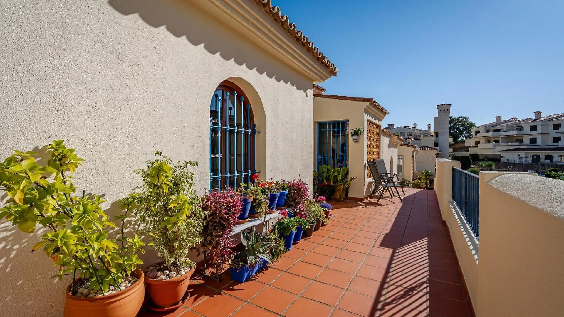 شقة 26 Front Row Penthouse Golf And Sea Views Manilva Duquesa Andalusia