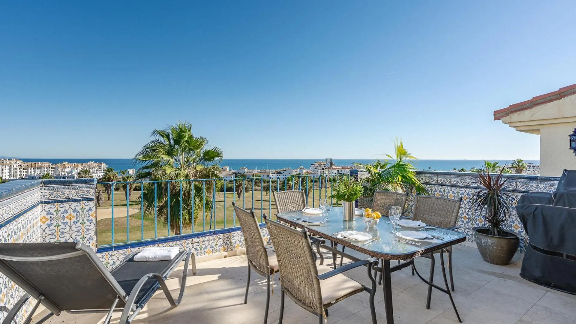 شقة 26 Front Row Penthouse Golf And Sea Views Manilva Duquesa Andalusia